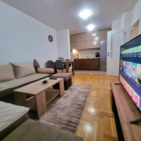Apartman Disneyland Apartmán Bijeljina